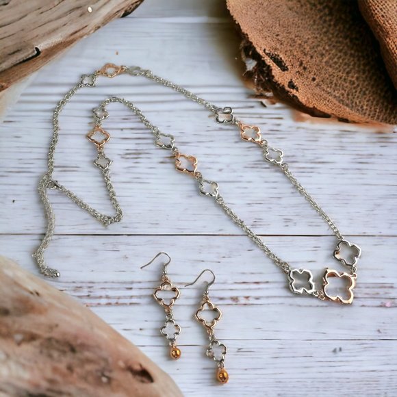 Necklace & Earring Set, Silver-Copper Tone, Quatrefoil Design, 30"- 33" - Picture 4 of 9